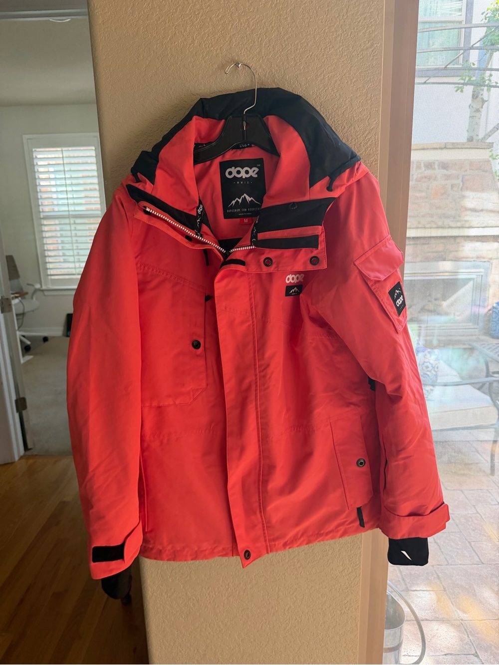 Dope women’s ski coat